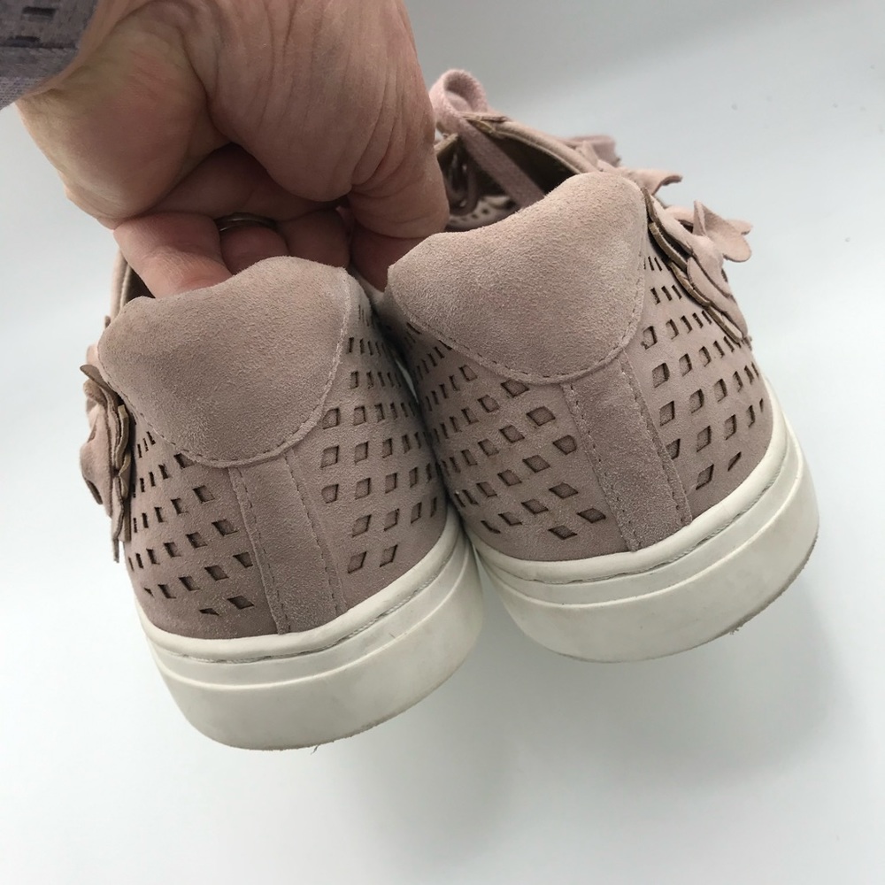 Vince Camuto Brellia Rose Quartz Suede Leather Lattice 3-D Sneakers Size 11 Wide - Picture 8 of 12